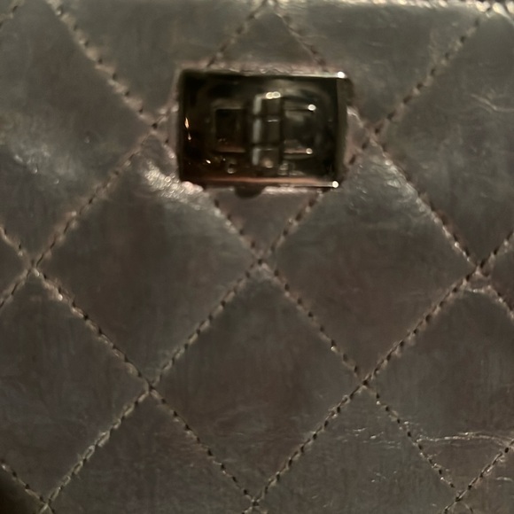 CHANEL Vintage Zip Around Wallet Gray/Blue - Picture 12 of 15